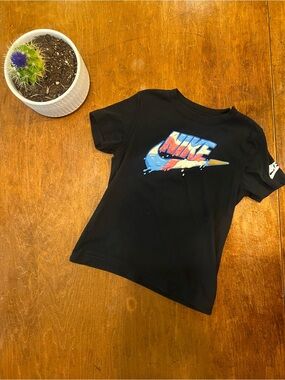 Nike Boys Graphic Tee Black Ice Cream Swoosh Shirt Size 5-6